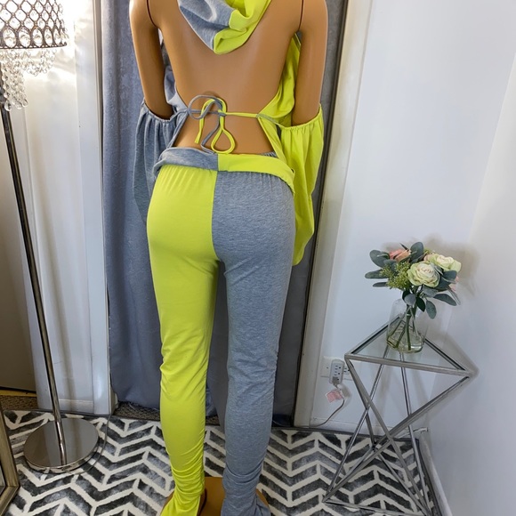 Stylish 2pc Outfit - Picture 6 of 10